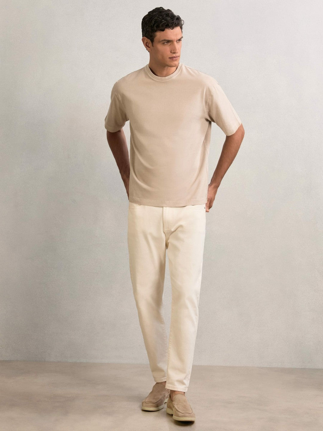 Men Cotton Garment-Dyed Oversize T-Shirt in Oatmeal