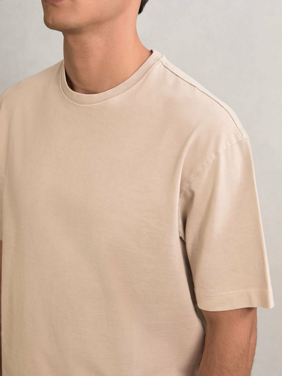 Men Cotton Garment-Dyed Oversize T-Shirt in Oatmeal