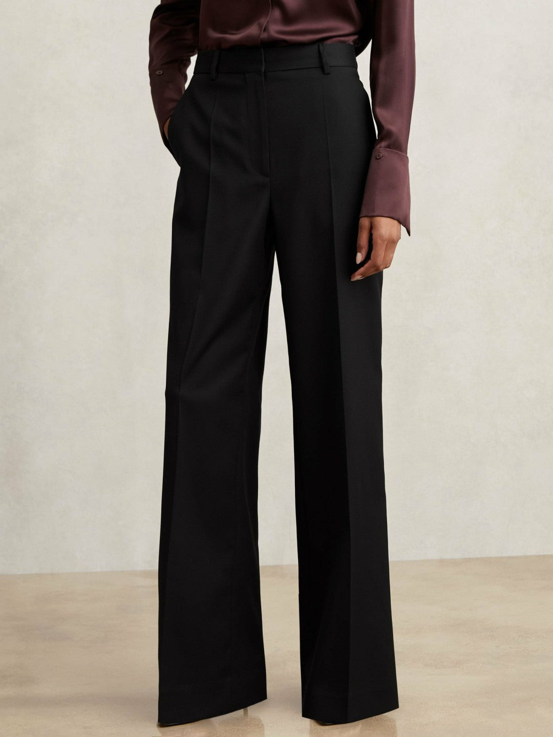 Women Wool-Blend Wide-Leg Suit Trousers in Black