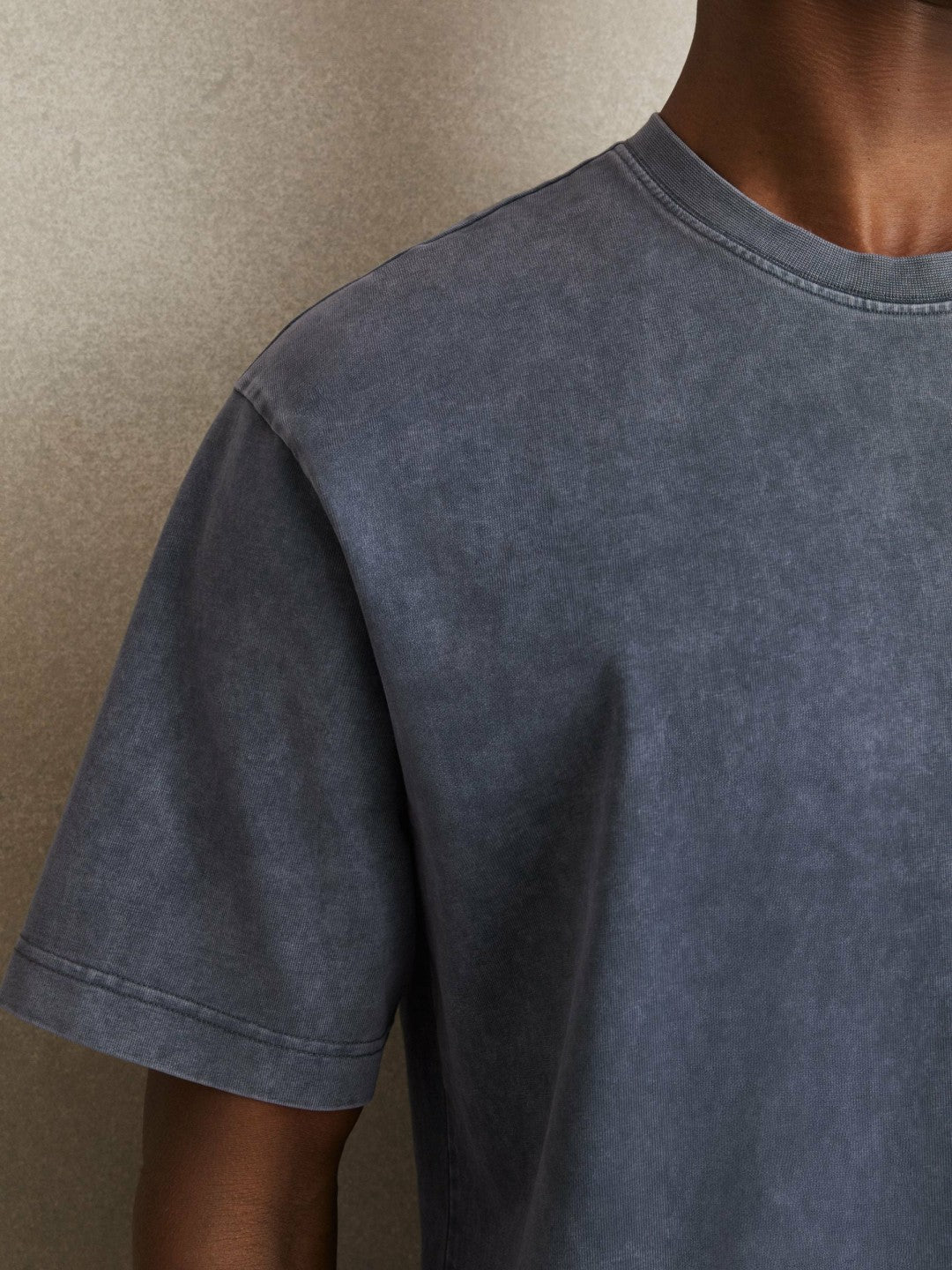 Men Cotton Garment-Dyed Oversize T-Shirt in Indigo Blue