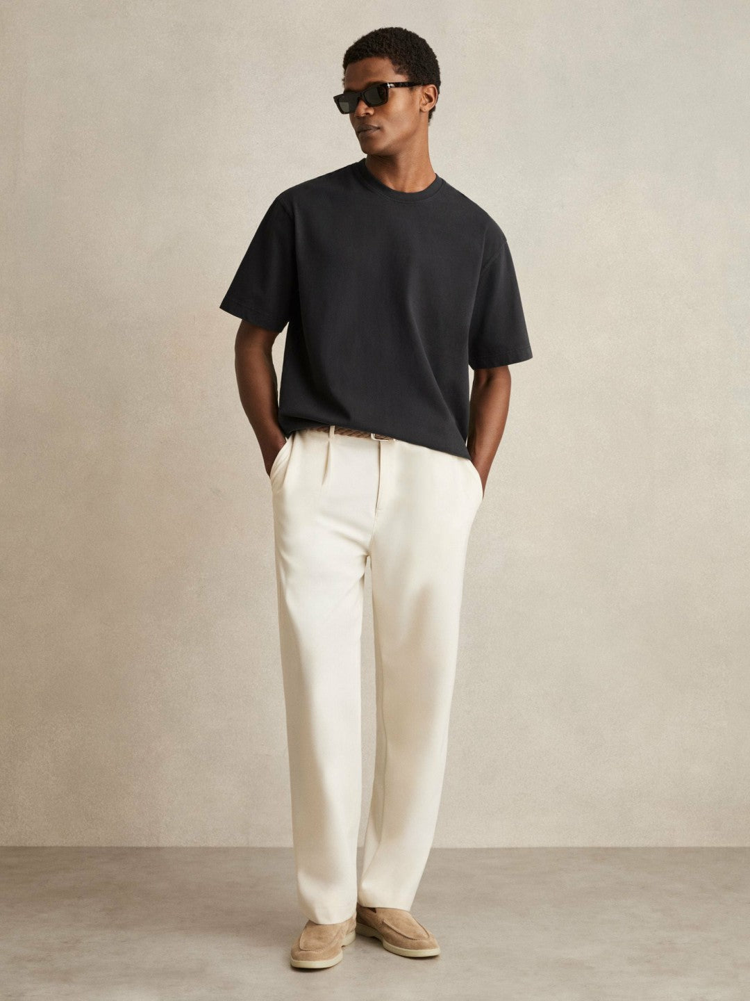 Men Cotton Garment-Dyed Oversize T-Shirt in Washed Black