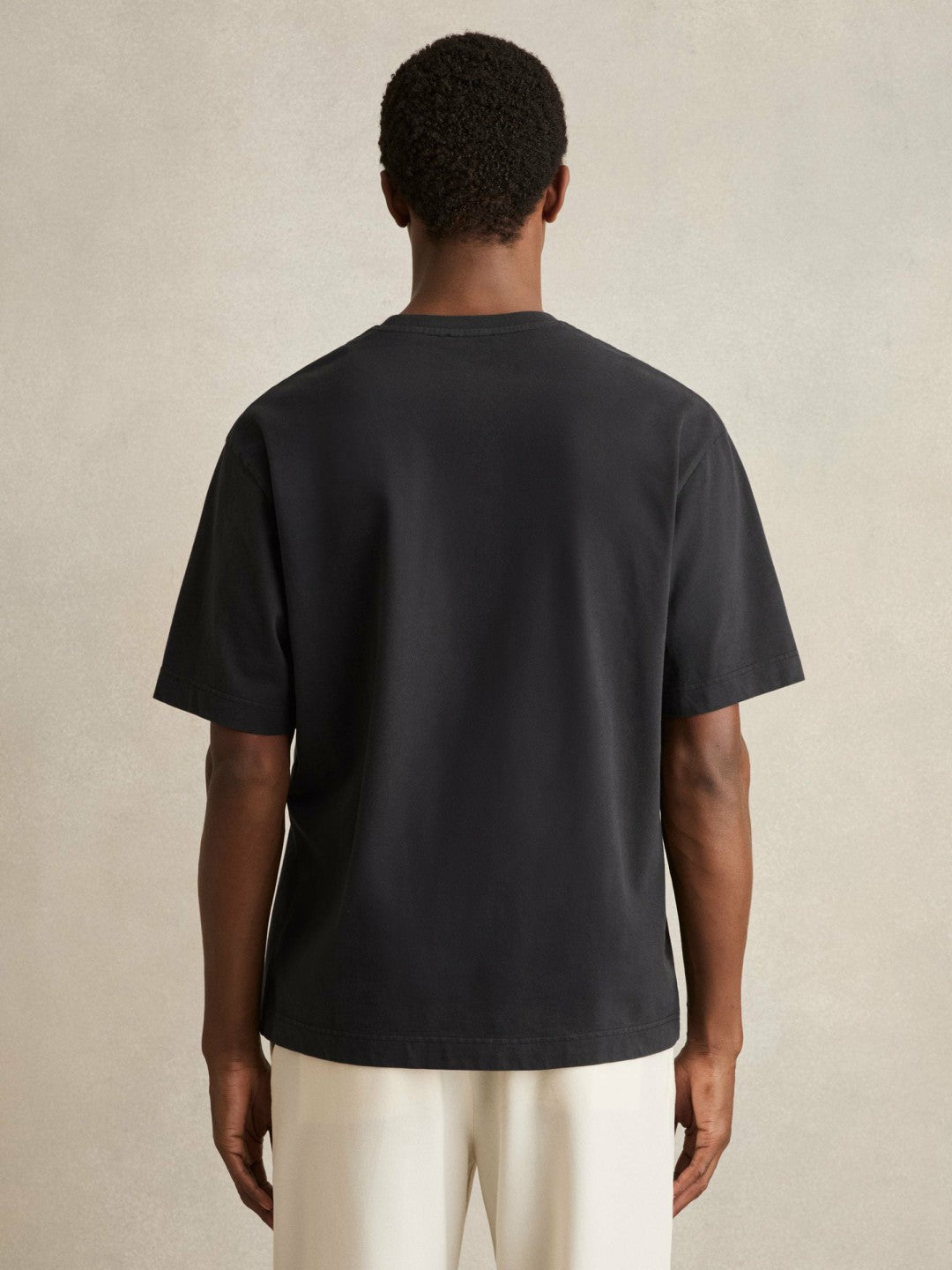 Men Cotton Garment-Dyed Oversize T-Shirt in Washed Black