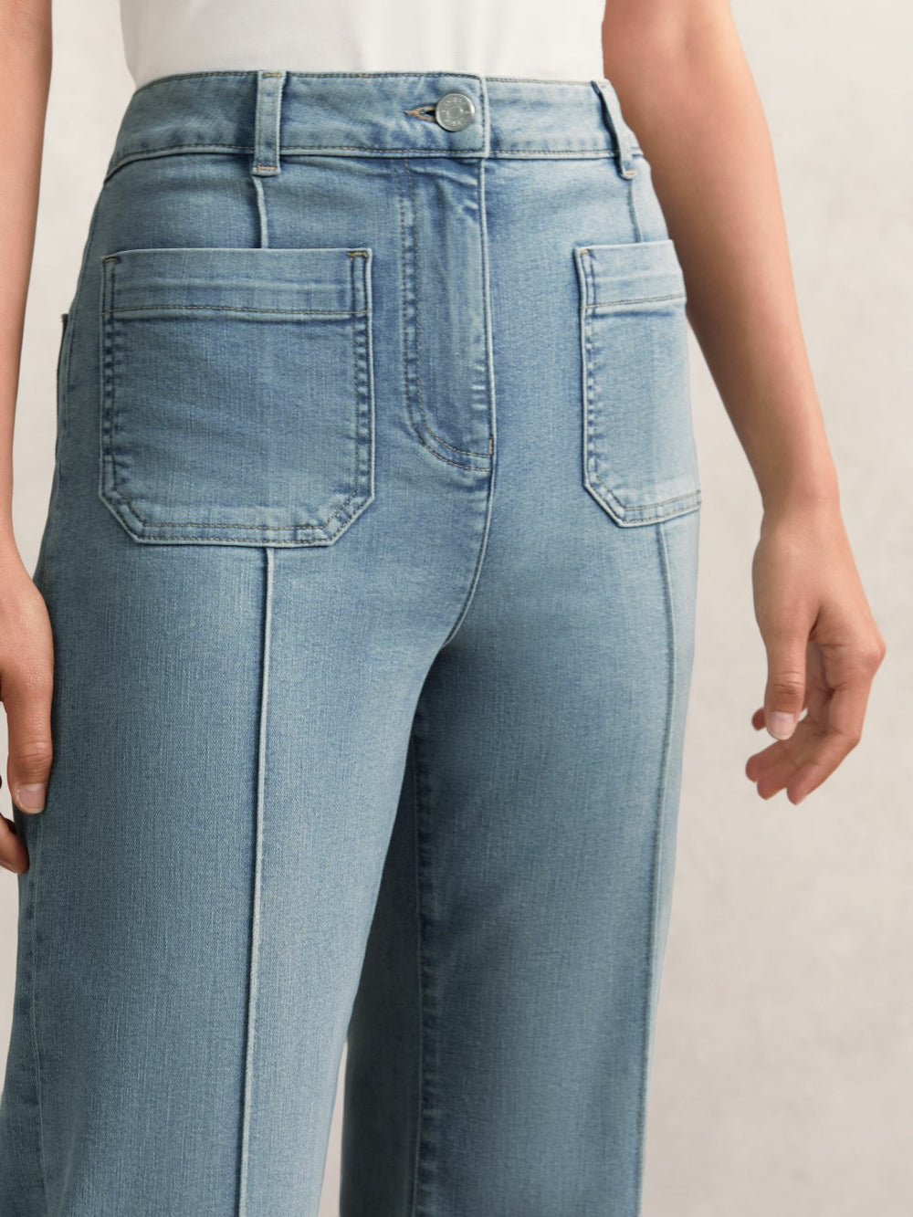 Women Petite Patch-Pocket Flared Jeans in Light Blue