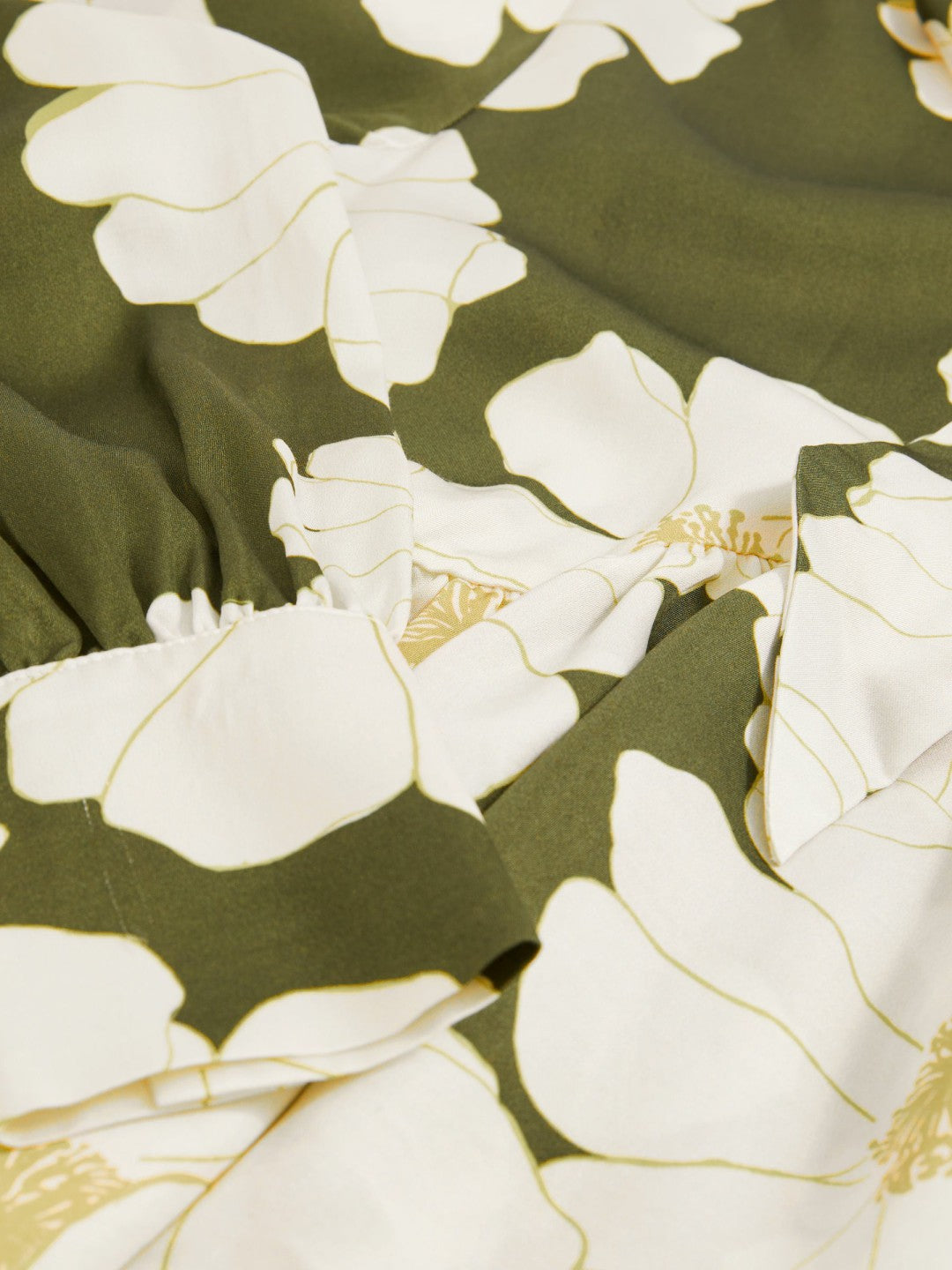 Women Floral Tie-Neck Swing Blouse in Ivory/Green