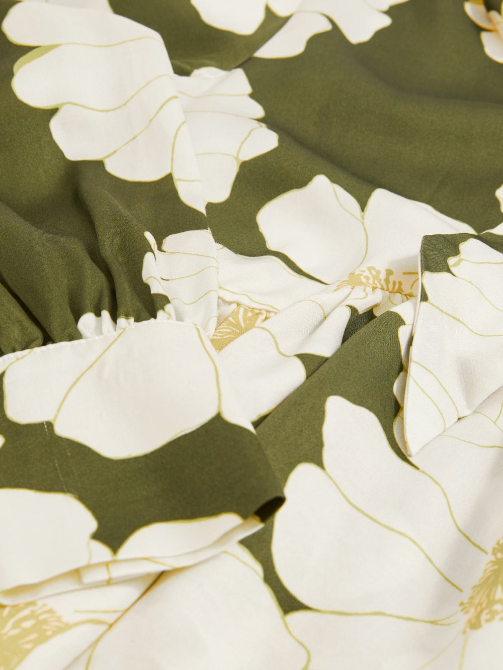 Women Floral Tie-Neck Swing Blouse in Ivory/Green