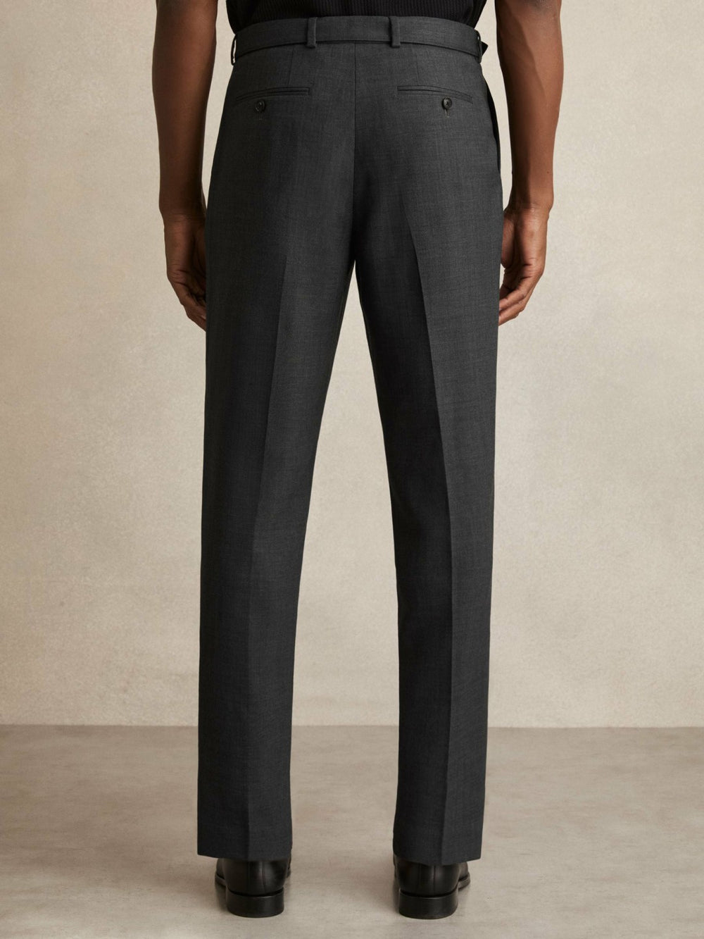 Men Wool-Blend Belted Pleated Trousers Regular-Fit in Charcoal Grey