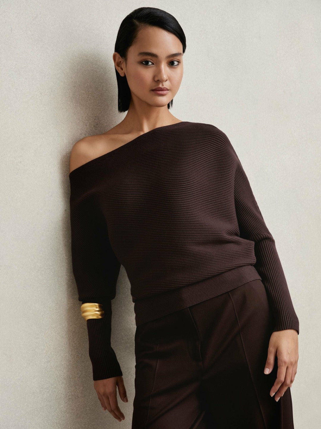 Women Asymmetric Draped Knitted Jumper in Plum