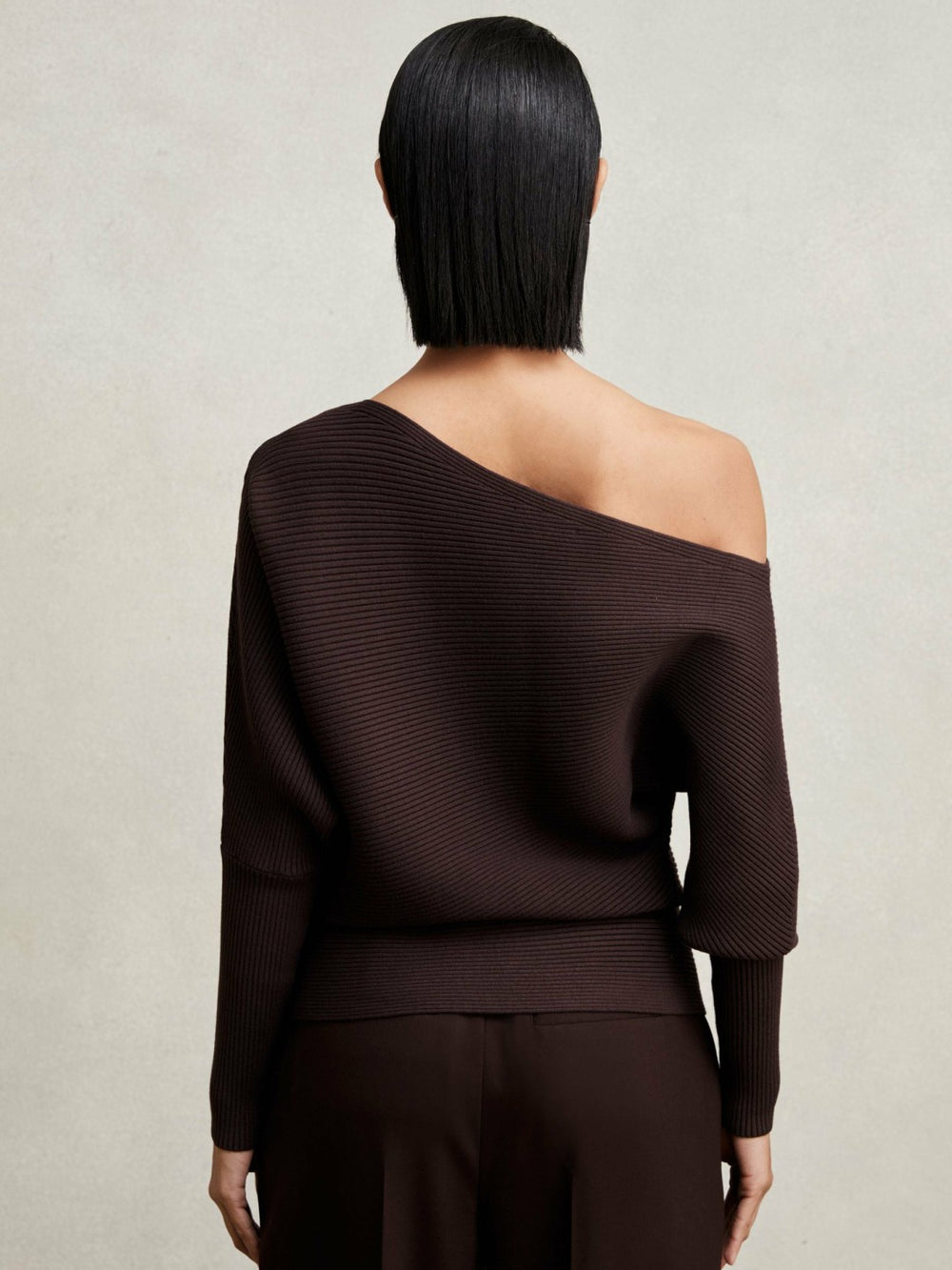 Women Asymmetric Draped Knitted Jumper in Plum