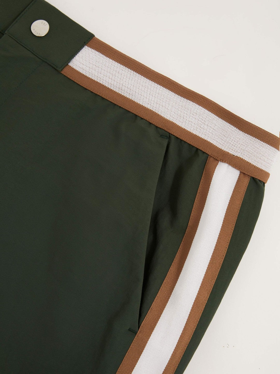 Men | Ché Stripe-Trim Swim Shorts in Pine Green