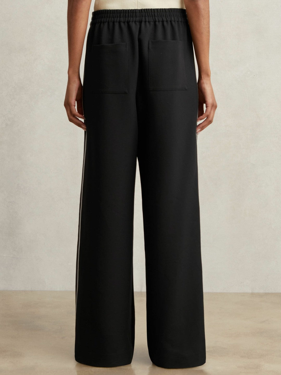 Women Side-Stripe Wide-Leg Trousers in Black