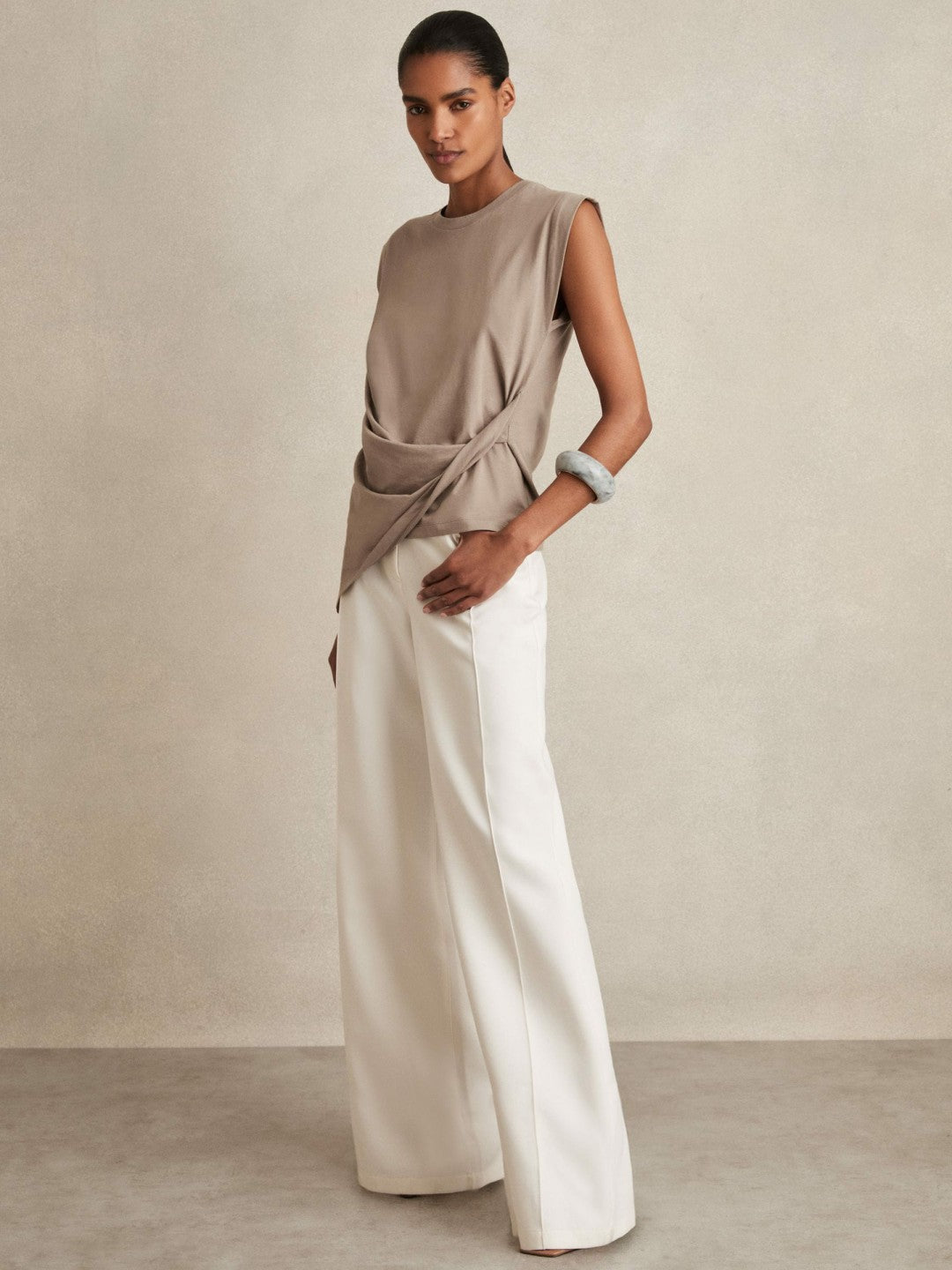 Women Cotton Drape T-Shirt in Taupe Neutral