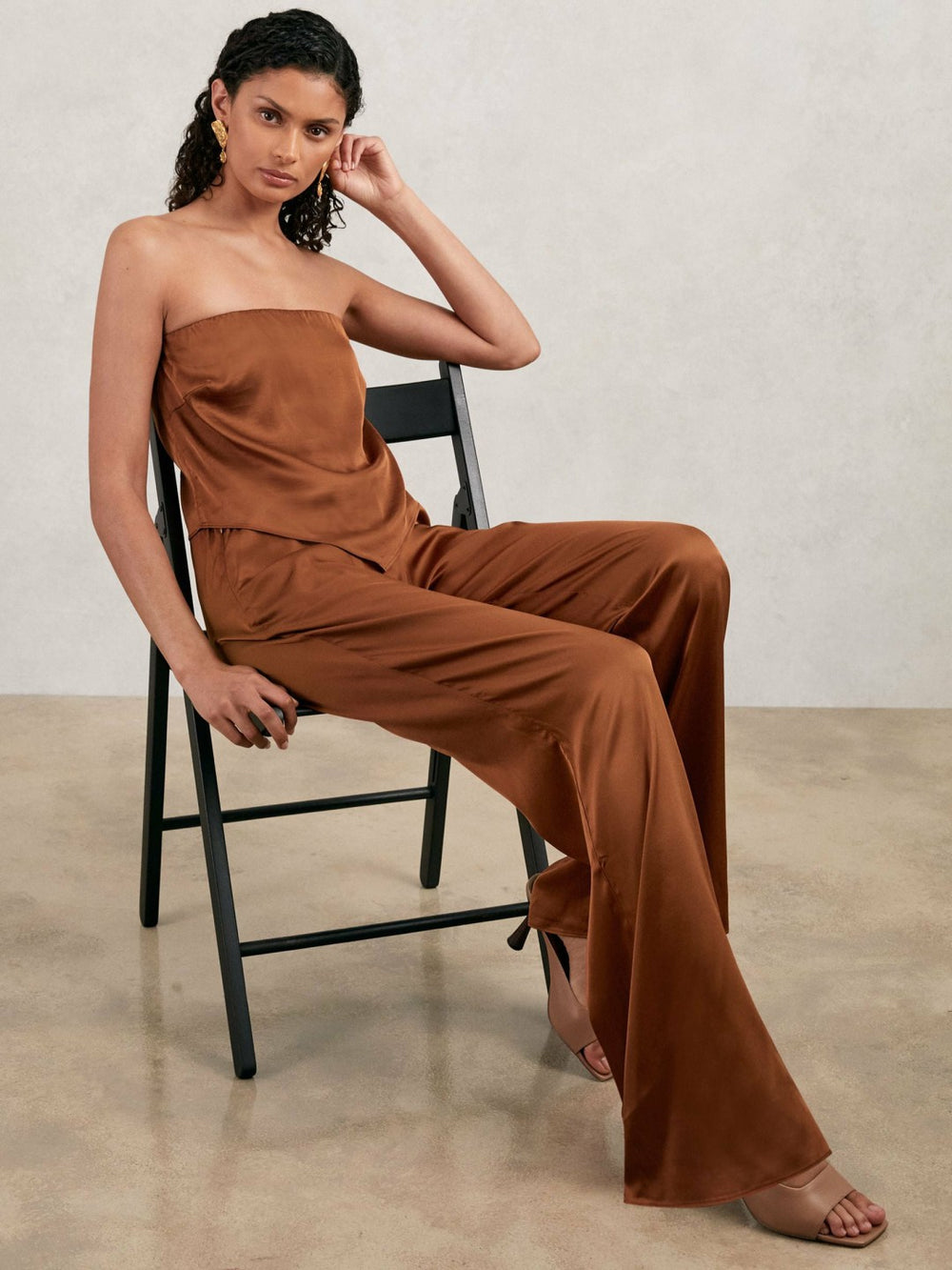 Women Good American Satin Wide-Leg Trousers in Copper