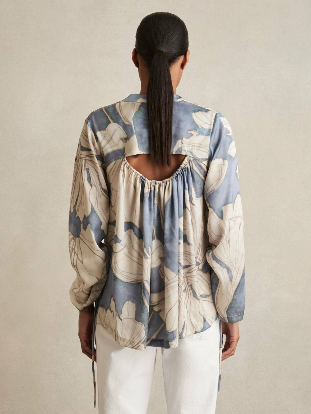 Women Floral Print Gathered Cut Out Shirt in Blue