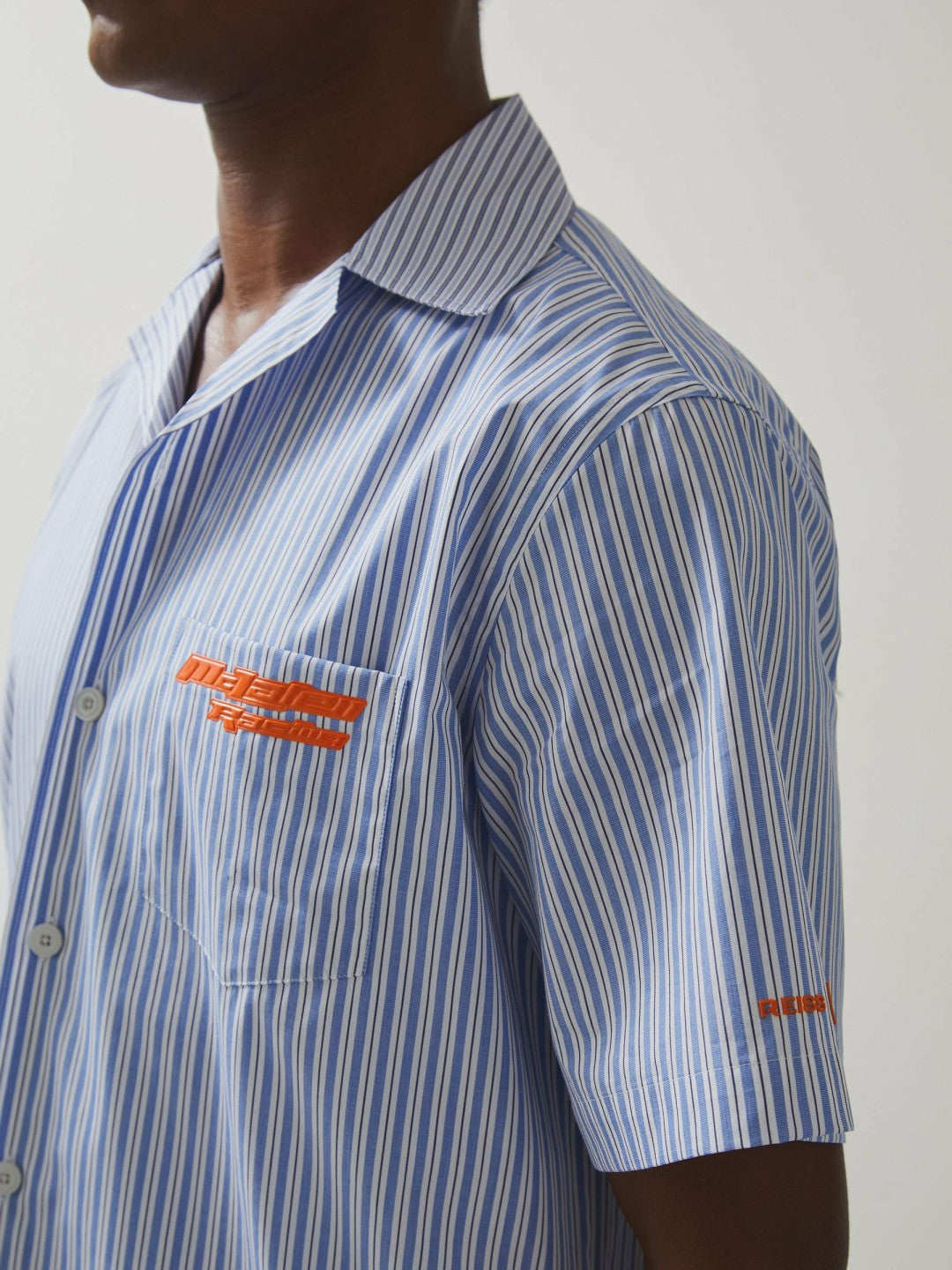Men McLaren F1 Team Cuban Collar Striped Shirt in Soft Blue/White
