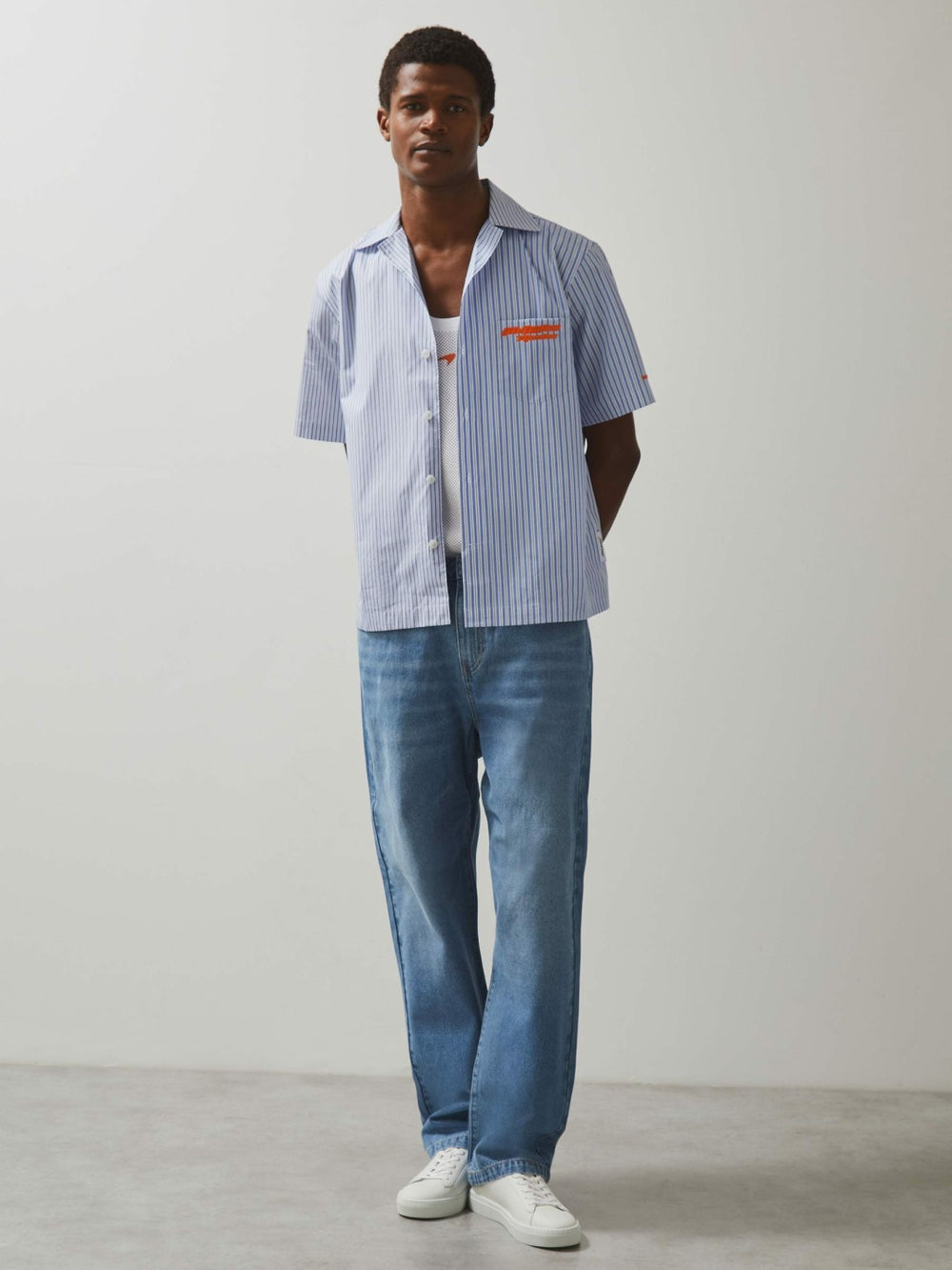 Men McLaren F1 Team Cuban Collar Striped Shirt in Soft Blue/White