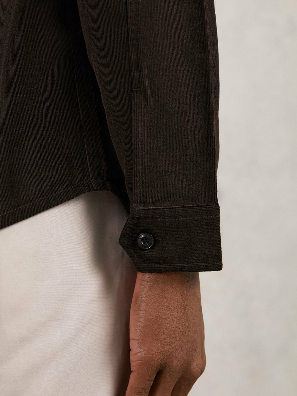 Men Cotton Corduroy Twin-Pocket Overshirt in Brown