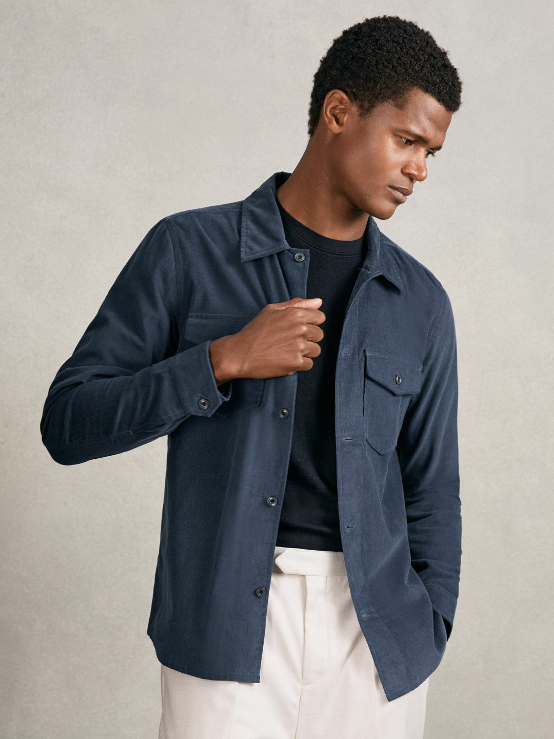 Men Cotton Corduroy Twin-Pocket Overshirt in Airforce Blue