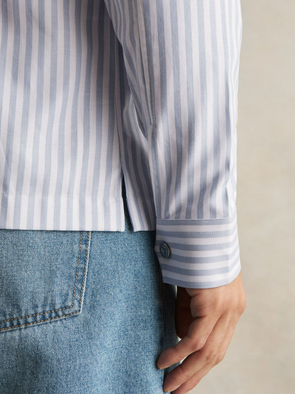Men Cotton Stripe Zip-Through Shirt in White/Soft Blue