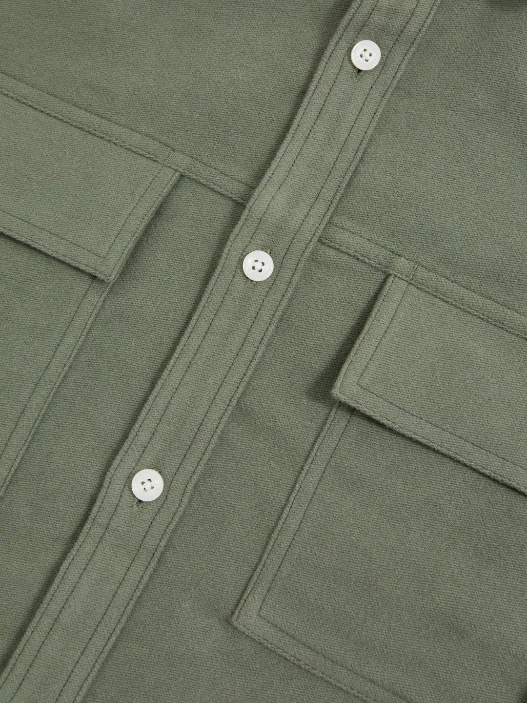 Men Moleskin-Cotton Twin-Pocket Overshirt in Green