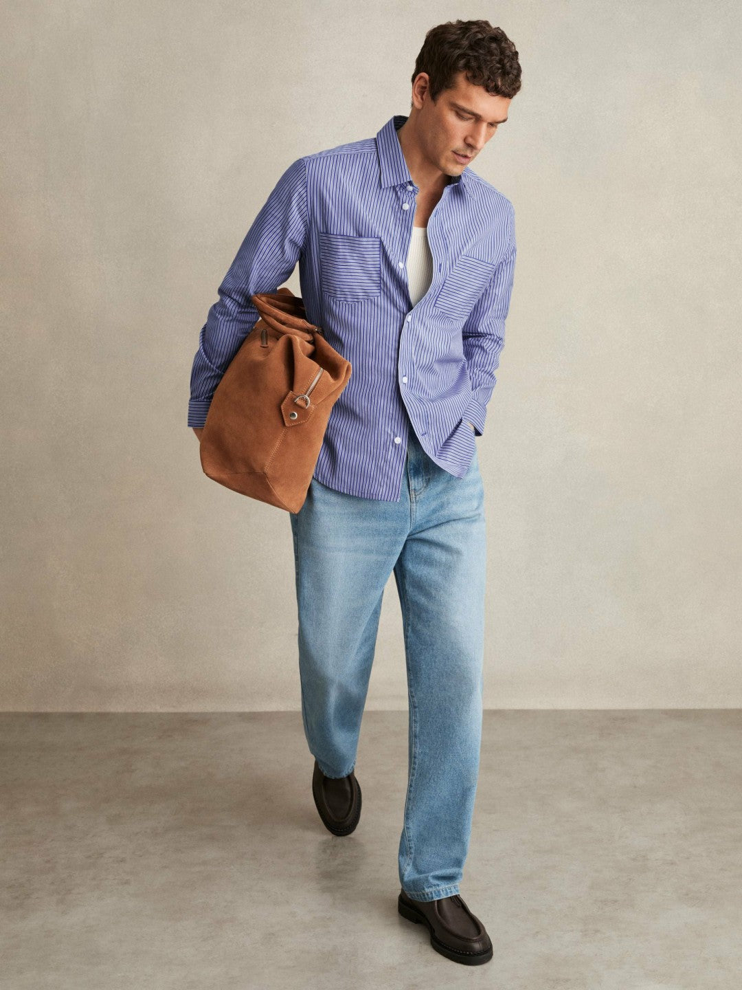 Men Cotton-Poplin Stripe Twin-Pocket Shirt in Blue/White