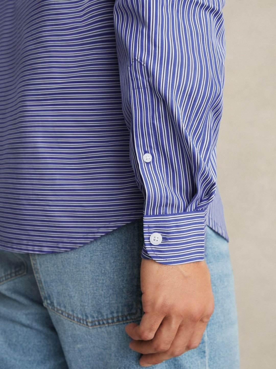 Men Cotton-Poplin Stripe Twin-Pocket Shirt in Blue/White