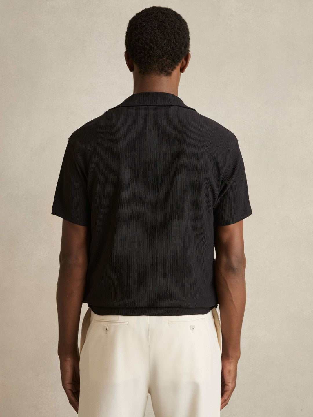 Men Graphic Print Cuban-Collar Shirt in Black