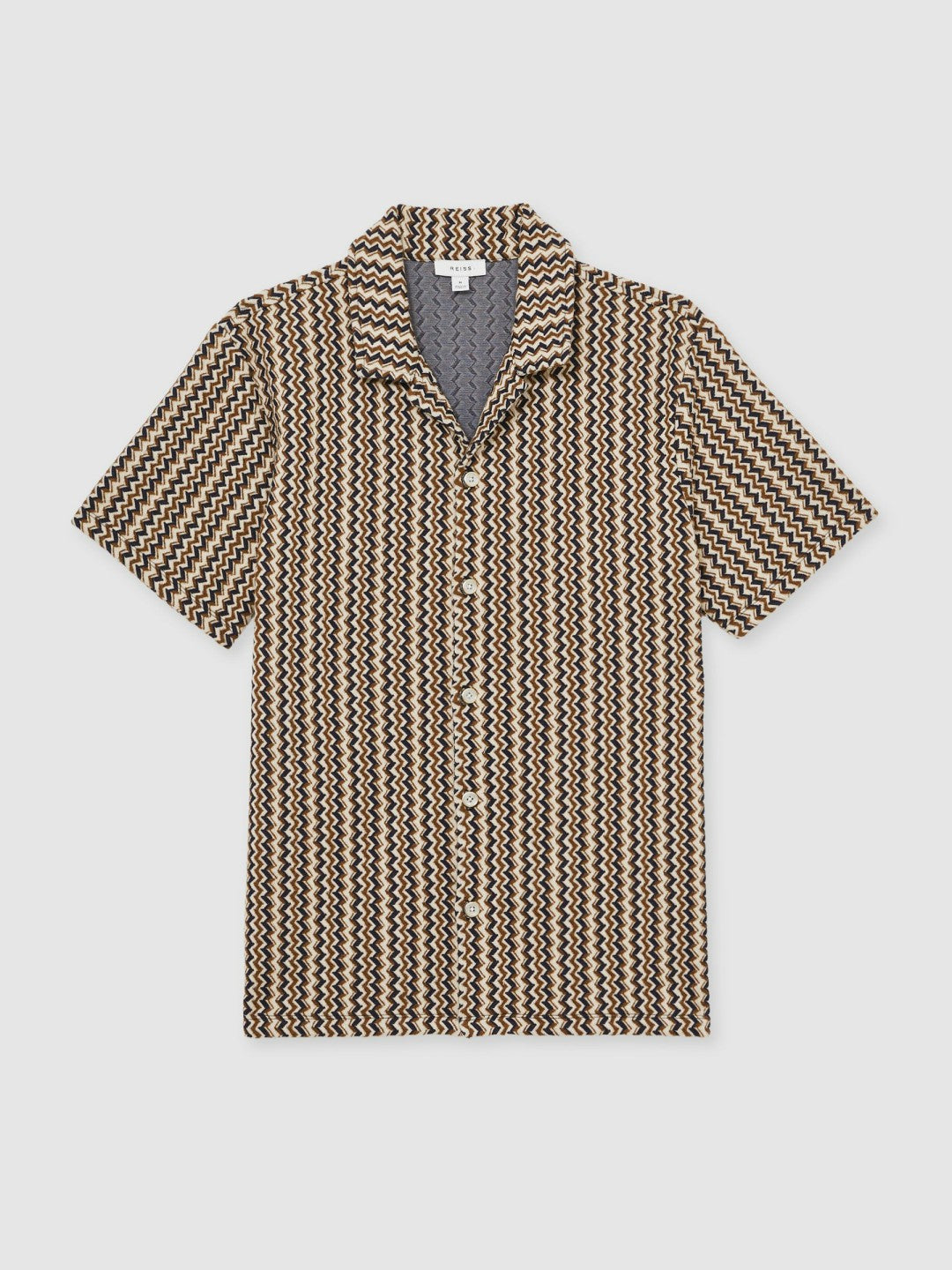 Men Zig-Zag Knit Cuban-Collar Shirt in Tobacco Brown