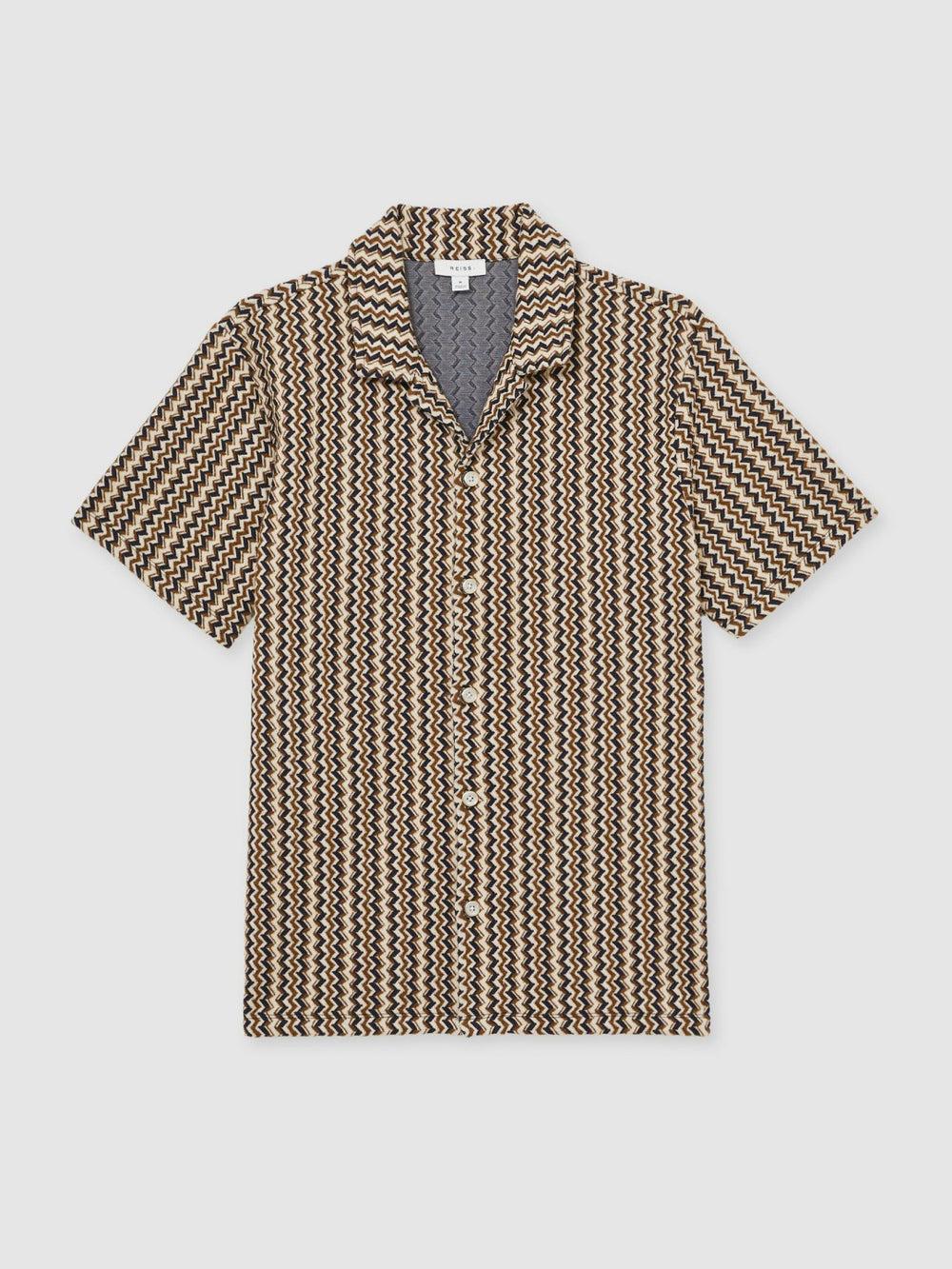 Men Zig-Zag Knit Cuban-Collar Shirt in Tobacco Brown