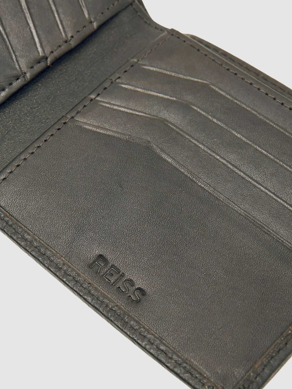 Men Grained Leather Wallet in Chocolate