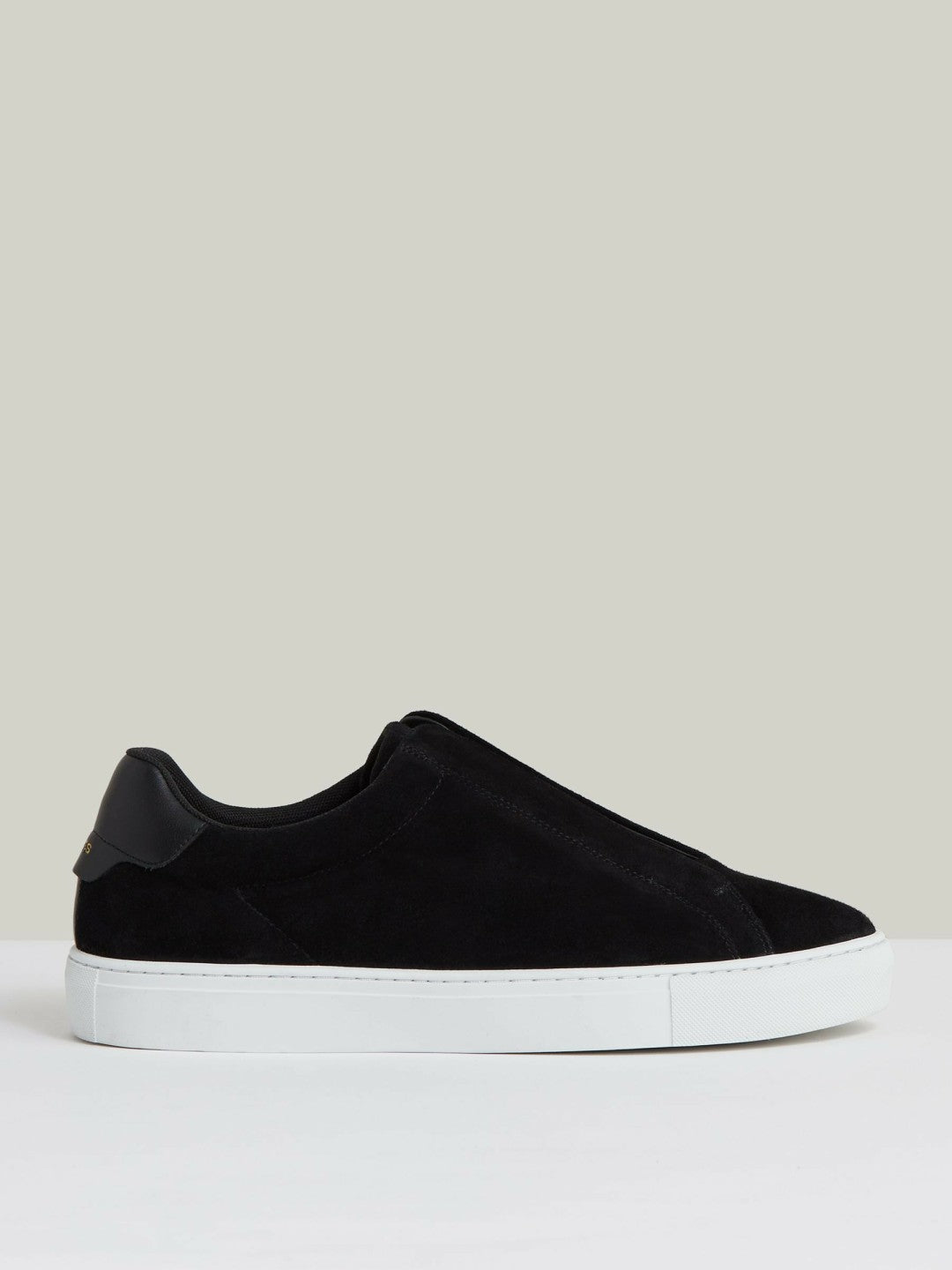 Men Suede Slip-On Elasticated Trainers in Black