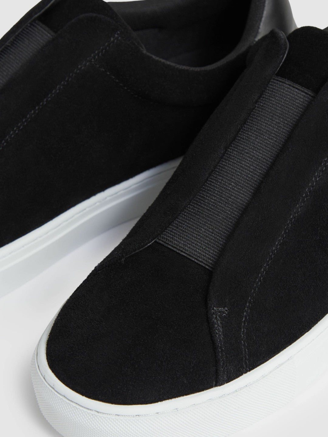 Men Suede Slip-On Elasticated Trainers in Black