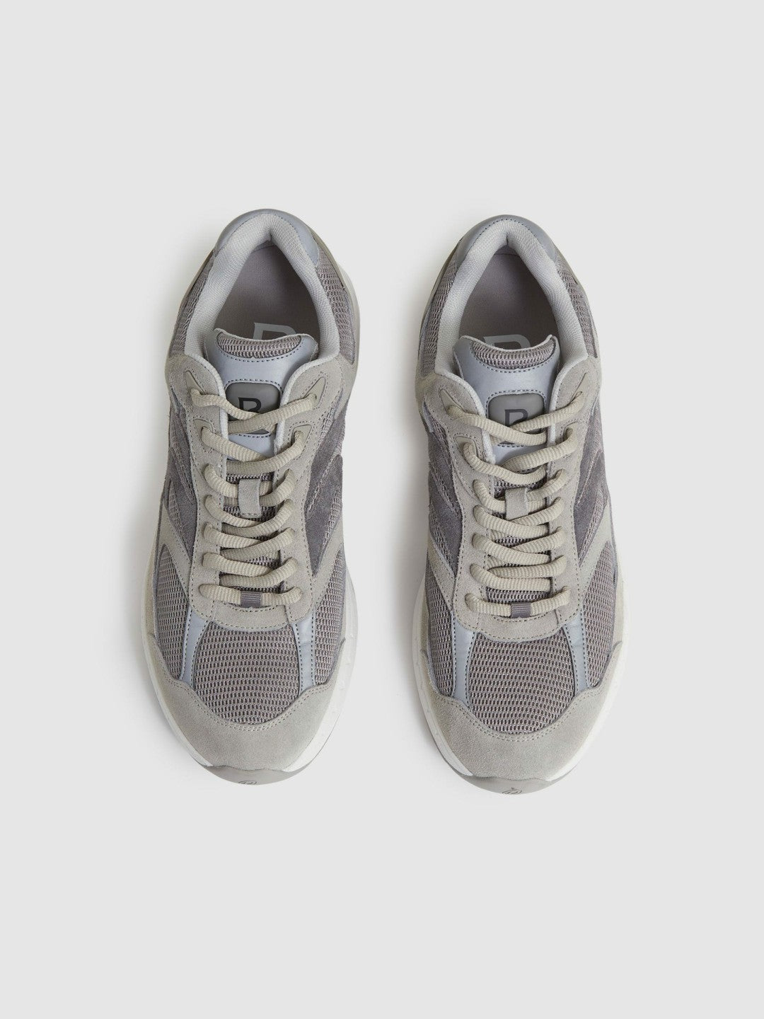 Men Panelled Running Trainers in Grey