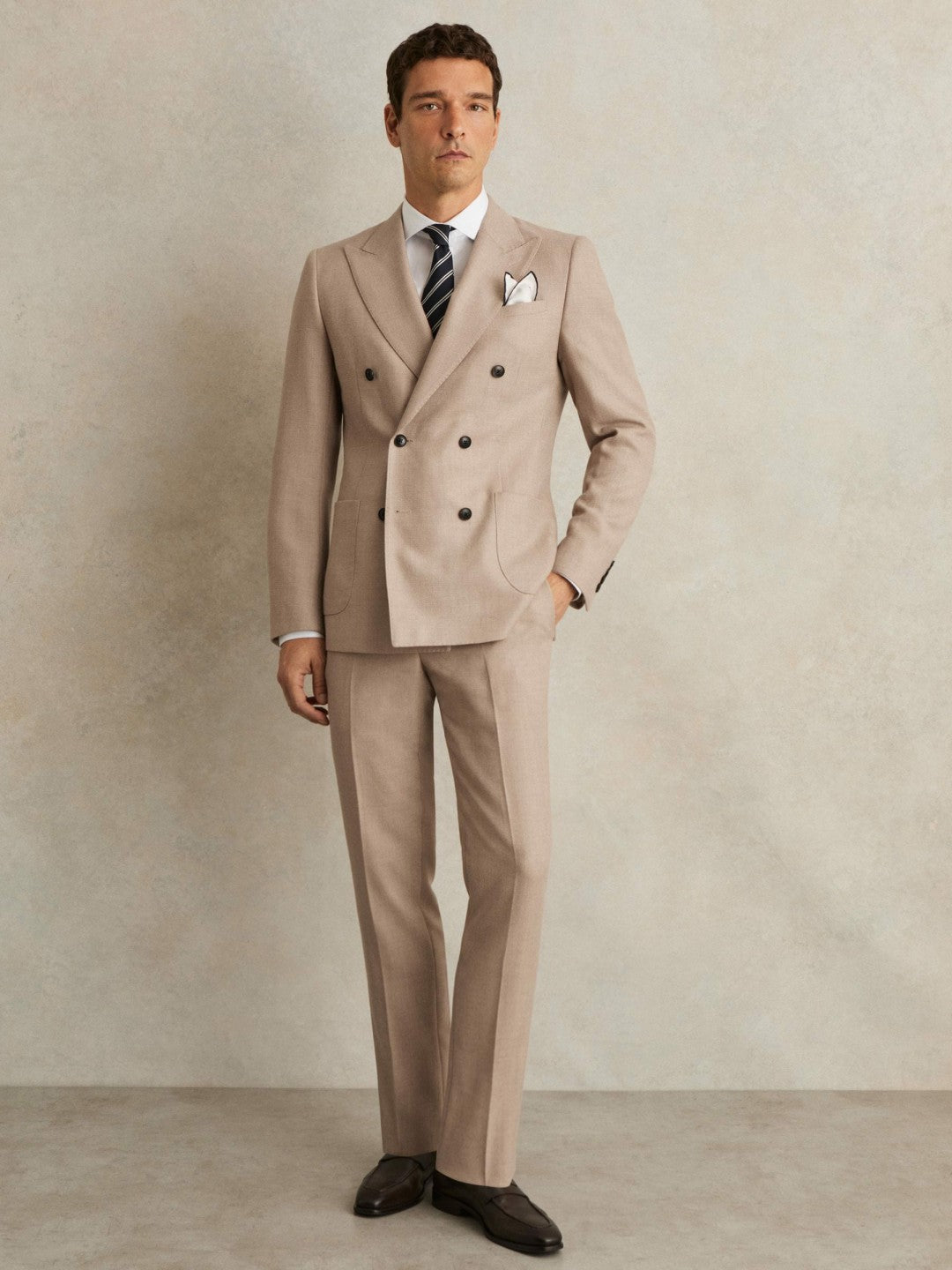 Men Slim-Fit Wool-Blend Double-Breasted Suit Blazer in Oatmeal Brown
