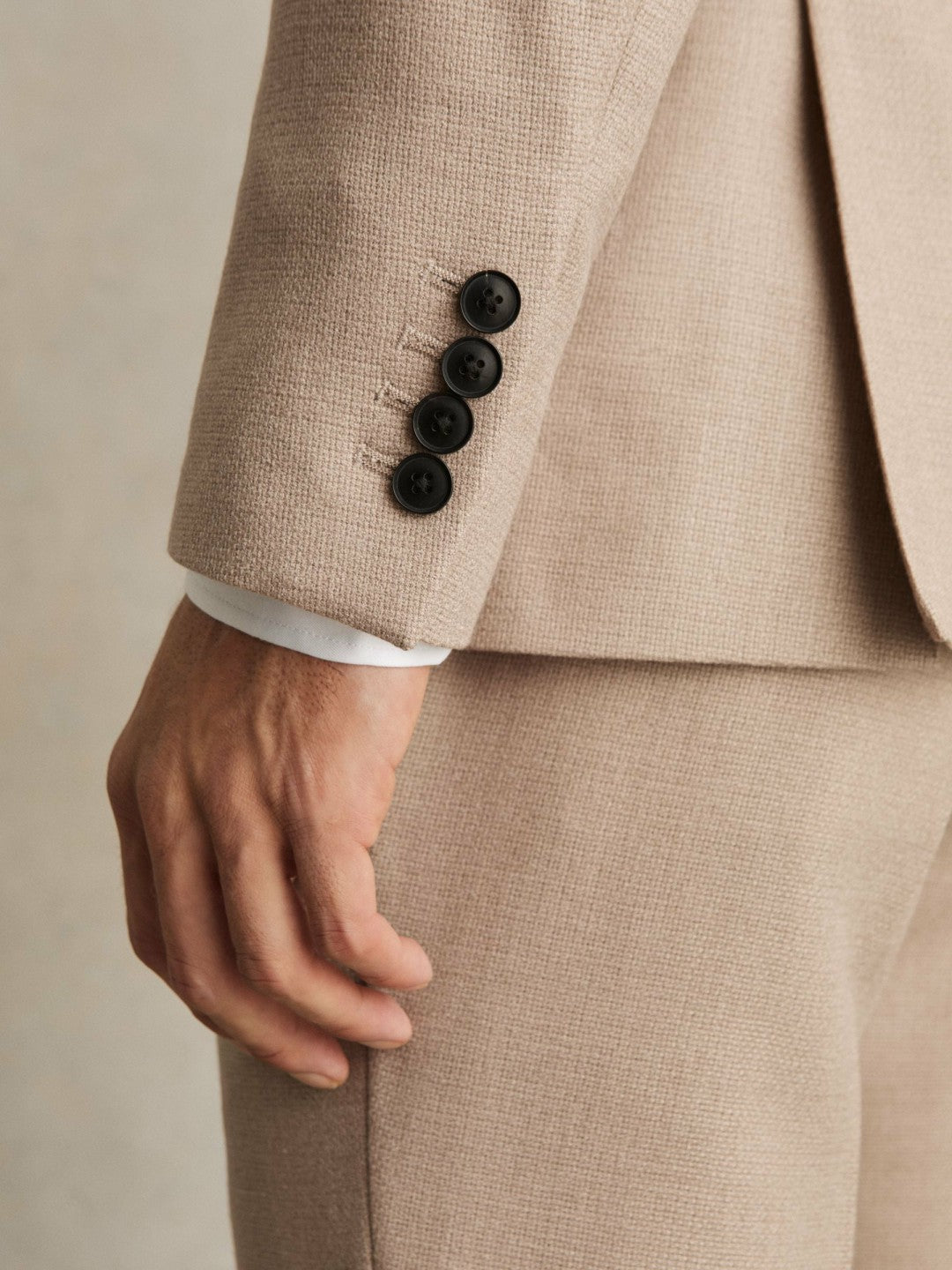 Men Slim-Fit Wool-Blend Double-Breasted Suit Blazer in Oatmeal Brown