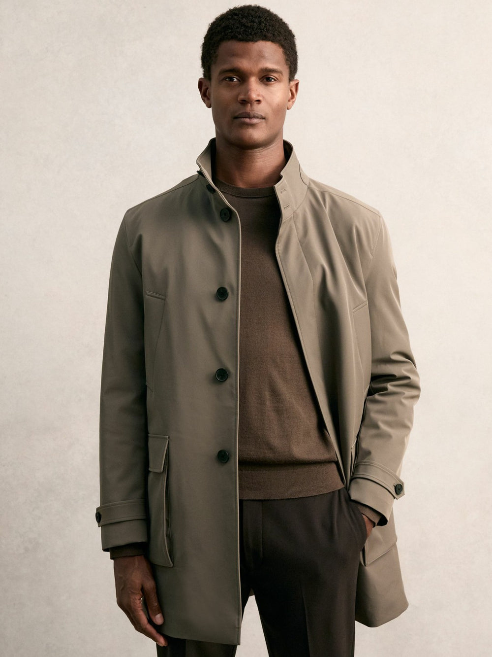 Men Hybrid Removable-Gilet Overcoat in Mushroom Brown