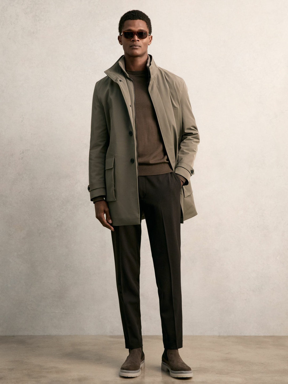 Men Hybrid Removable-Gilet Overcoat in Mushroom Brown