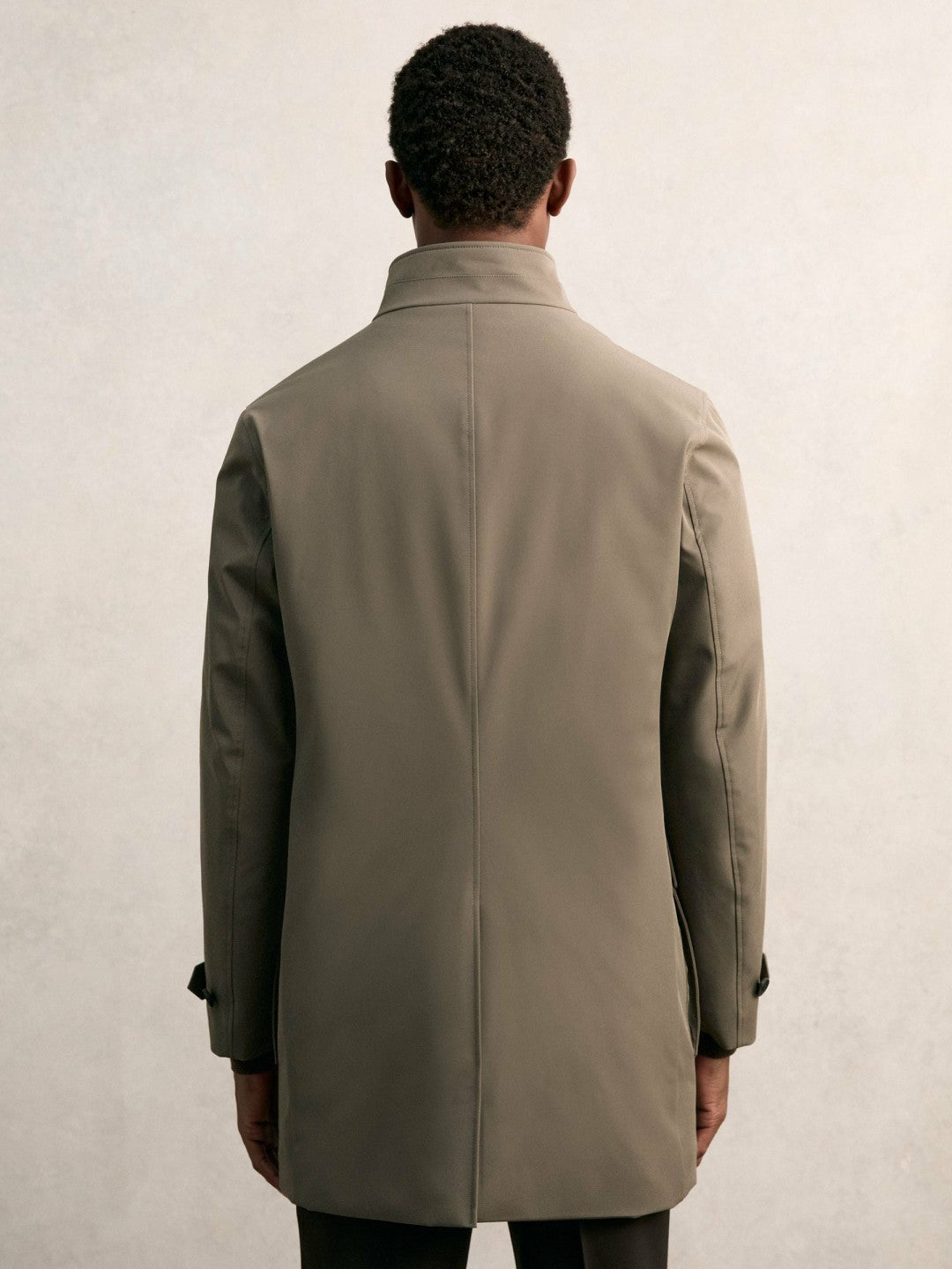 Men Hybrid Removable-Gilet Overcoat in Mushroom Brown