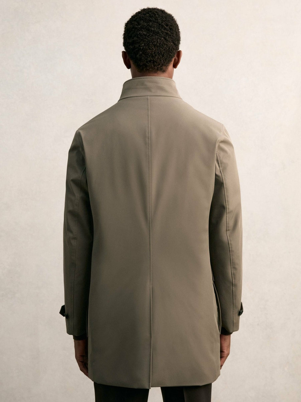 Men Hybrid Removable-Gilet Overcoat in Mushroom Brown