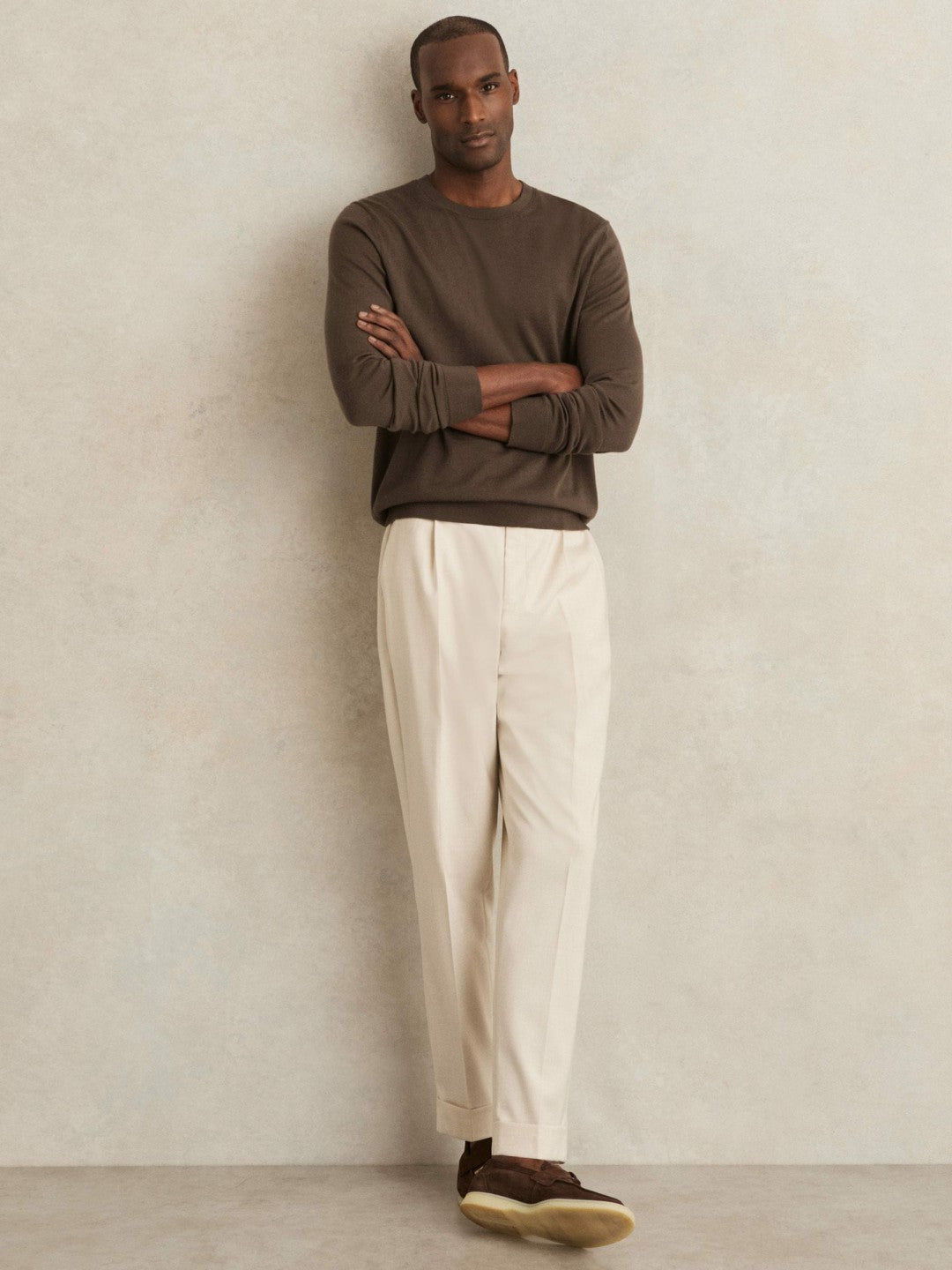 Men Merino-Wool Crew-Neck Jumper in Chocolate Brown