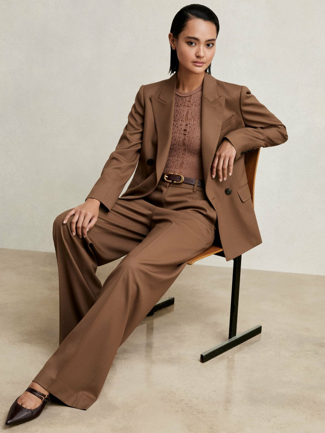 Women Wool-Blend Wide-Leg Suit Trousers in Tan