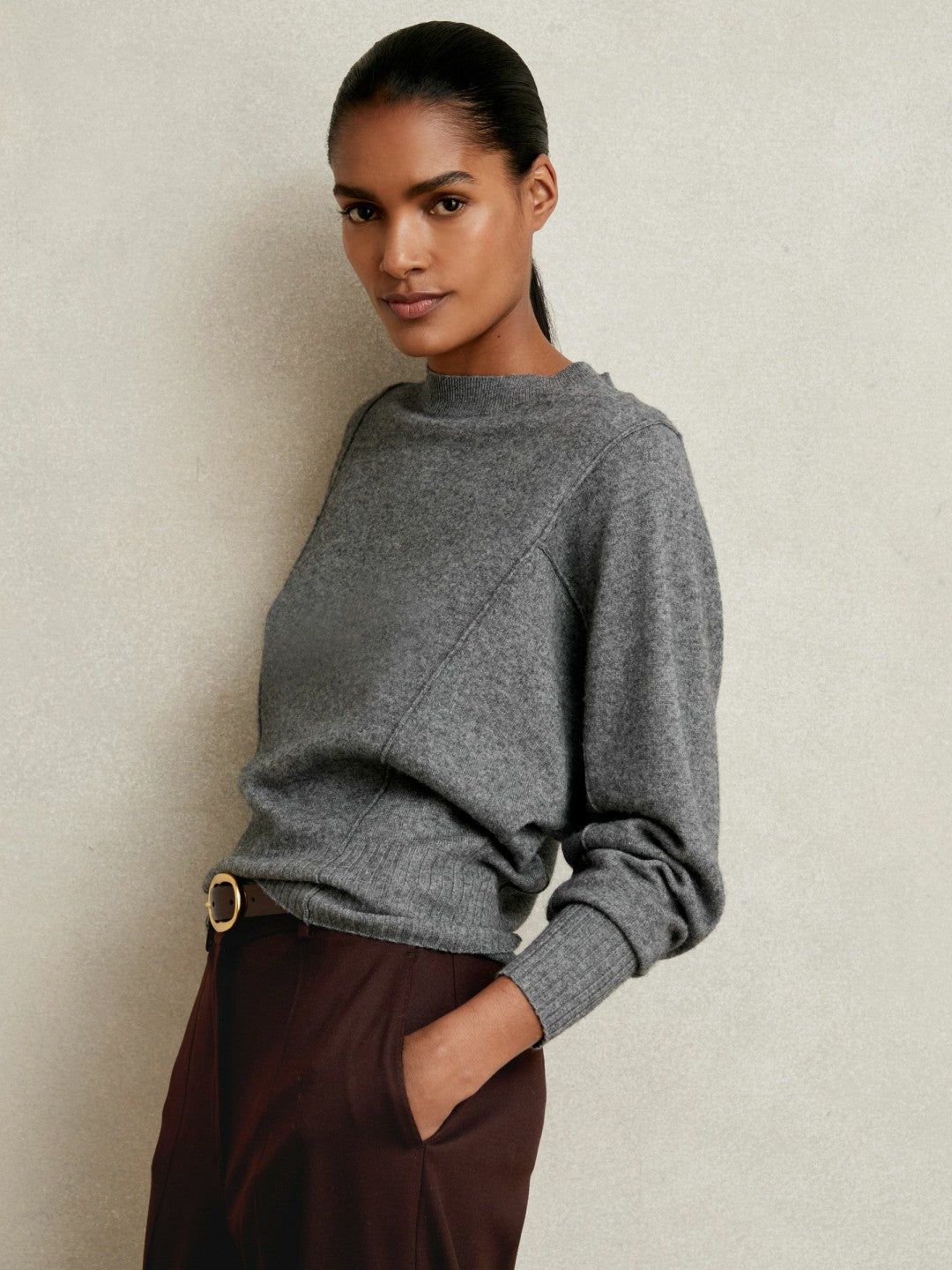 Women Wool-Blend Reverse-Seam Batwing Jumper With Cashmere in Charcoal