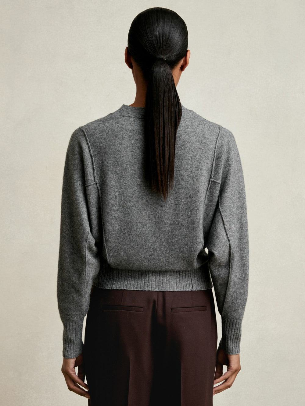 Women Wool-Blend Reverse-Seam Batwing Jumper With Cashmere in Charcoal