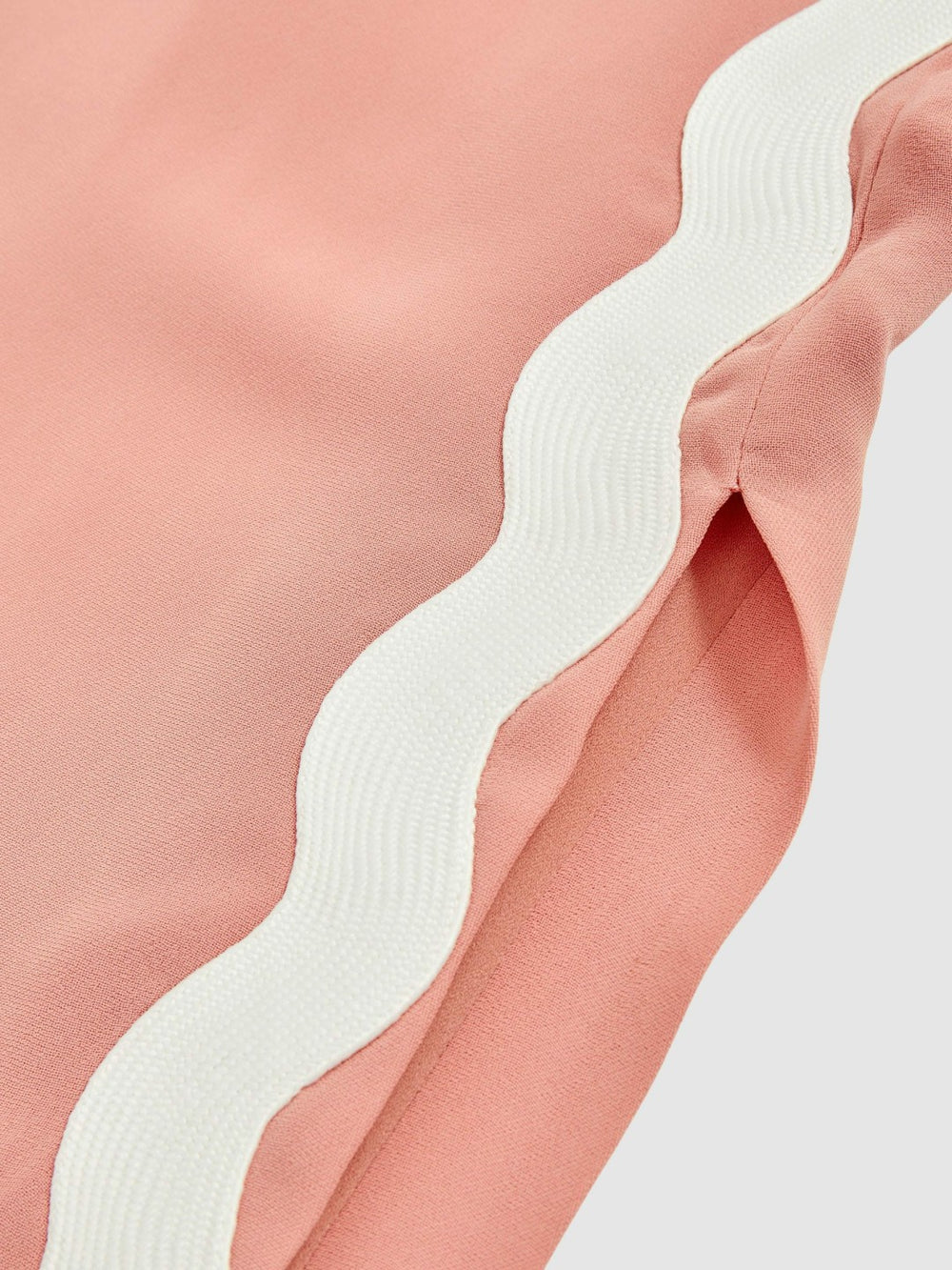 Women Wave-Trim Crepe Midi Dress in Pink