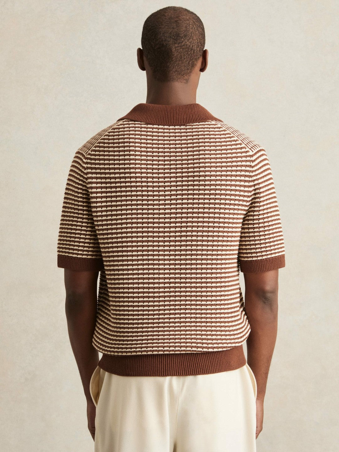 Men Cotton Textured Knit Stripe Polo Shirt in Tobacco Brown/ Off White