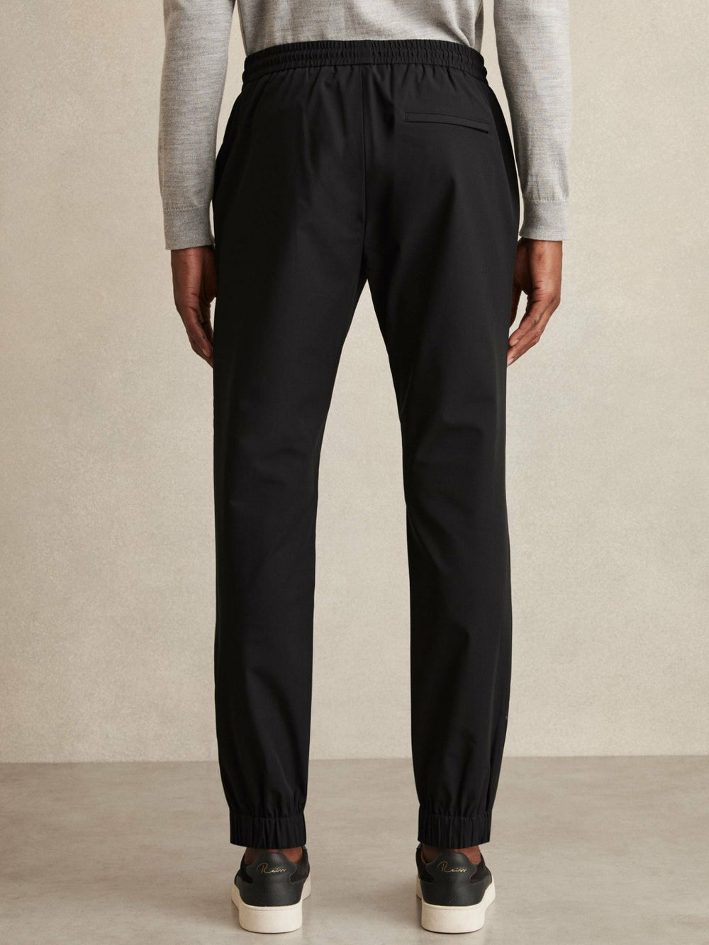 Men Drawstring Technical Cuffed Trousers in Black
