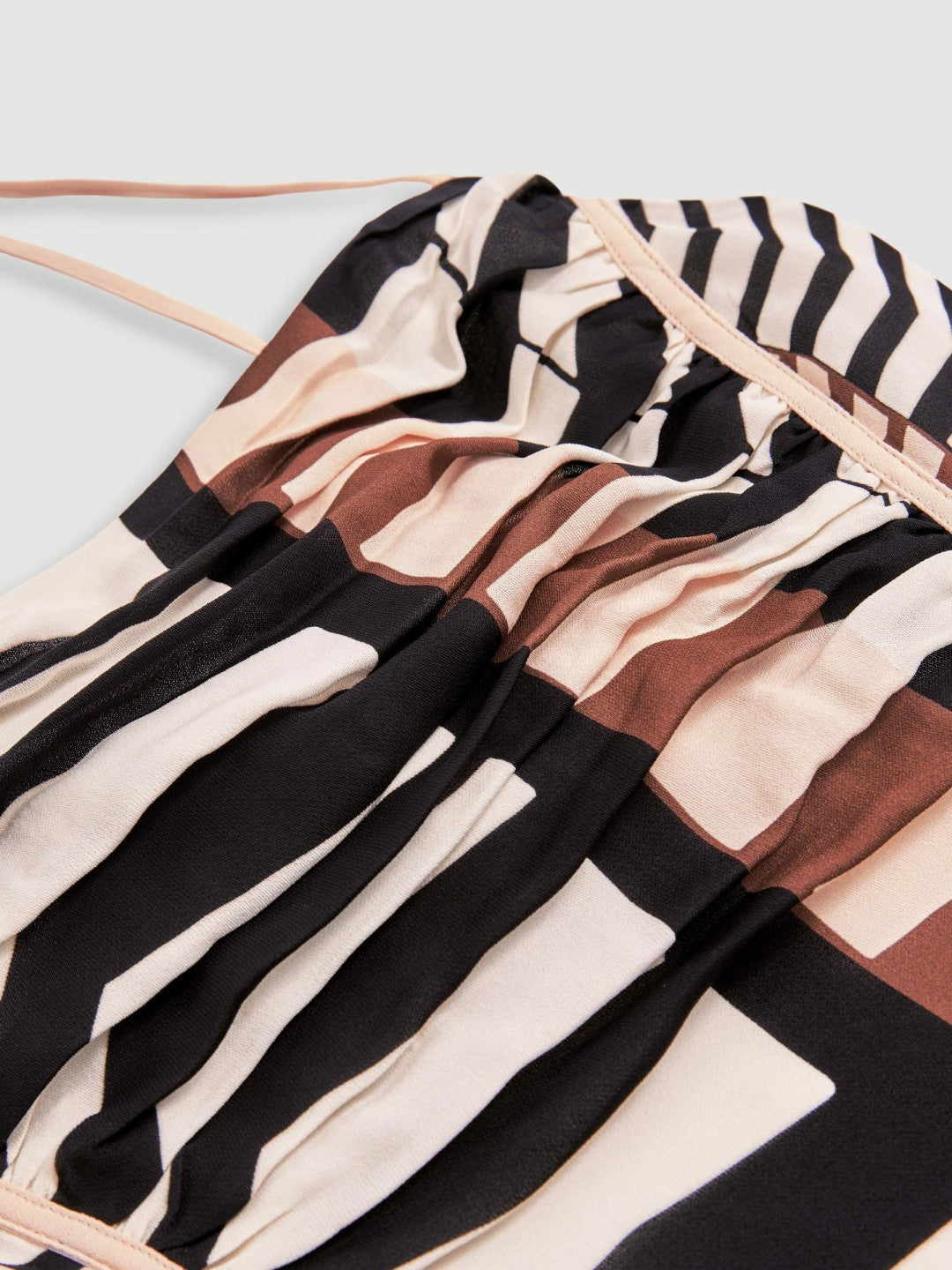Women Chevron-Stripe Ruched Midi Dress in Black/Brown