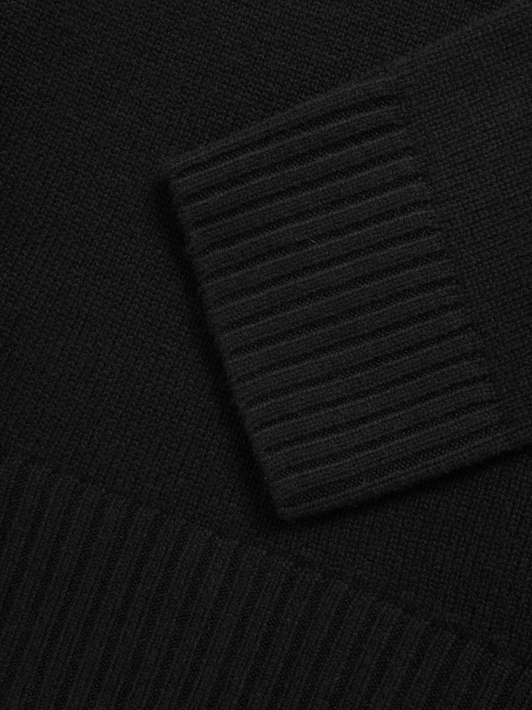Women Wool-Cashmere Crew-Neck Jumper in Black