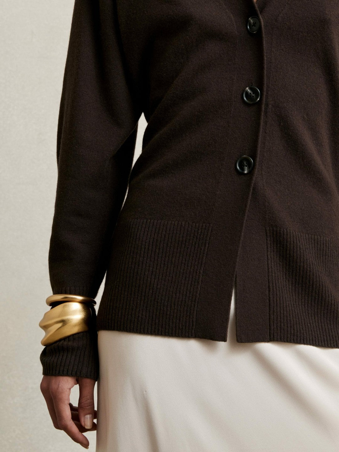 Women Wool-Blend Fitted Cardigan With Cashmere in Chocolate