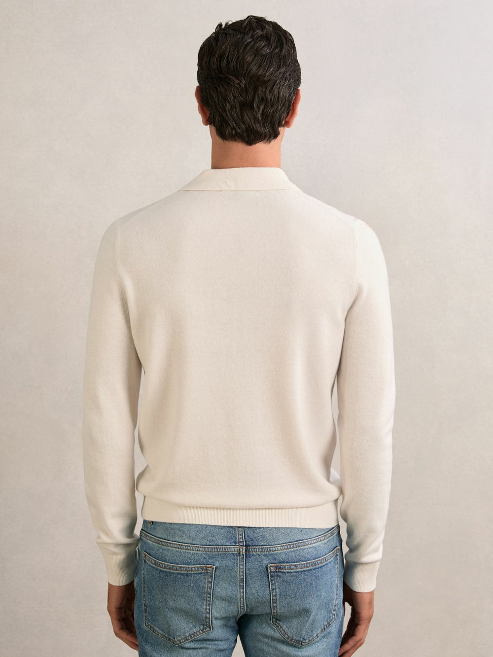 Men Wool V-Stitch Button-Through Cardigan in Off White