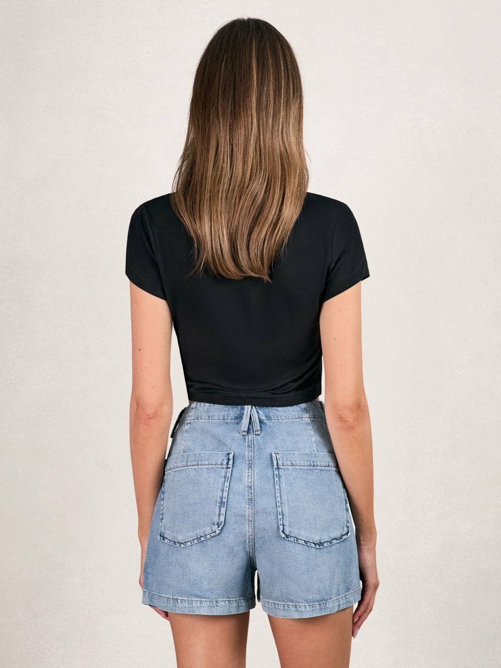 Women Good American Denim Shorts With Linen in Indigo Blue